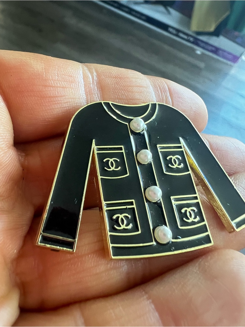 Designer-Inspired Black Jacket Pin Brooch